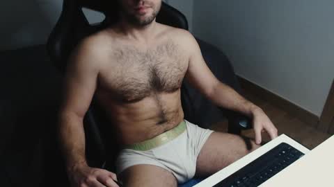 Snapshot of myhairymacho chatting on March 1, 2:23 pm Juan  OF  myhairymacho online show from March 1, 2:23 pm