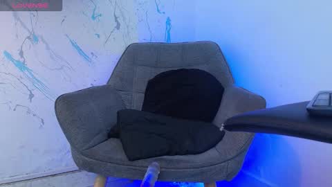 Mykel   online show from December 17, 5:30 pm