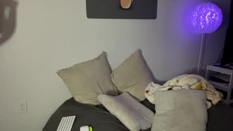 mynameisjeremy online show from December 23, 8:12 am