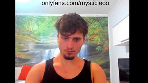 Mystic Leo online show from December 4, 9:29 am