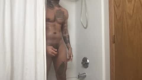 n0facen0face online show from February 28, 6:18 pm