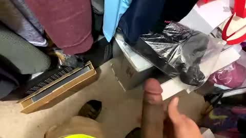 nairda2senoniuq online show from December 12, 4:04 am