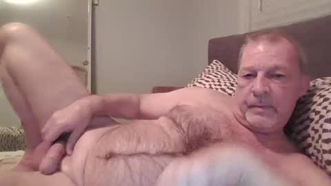 Naked4Ladies online show from February 6, 6:10 am