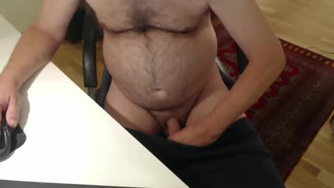 Nakedwanker10 online show from February 12, 5:46 am