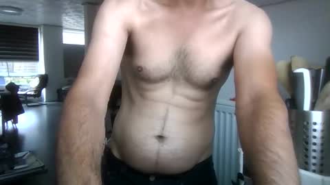 Snapshot of nakedxxxman chatting on October 19, 10:07 am nakedxxxman online show from October 19, 10:07 am