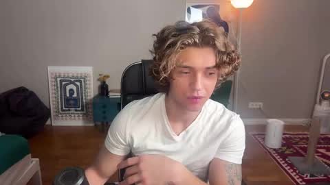 Georges online show from January 17, 7:42 pm