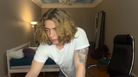 Georges online show from July 16, 7:43 pm