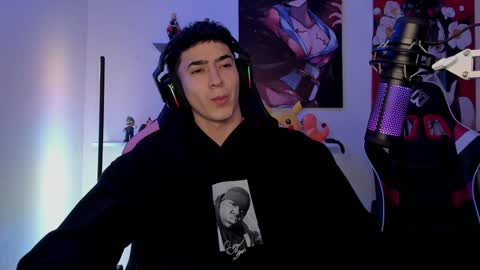 Snapshot of naranjo_seb chatting on January 2, 7:55 am sebastian online show from January 2, 7:55 am