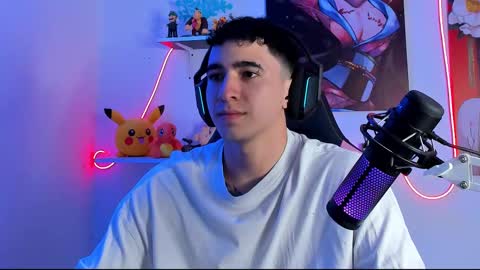 Snapshot of naranjo_seb chatting on March 11, 5:27 am sebastian online show from March 11, 5:27 am