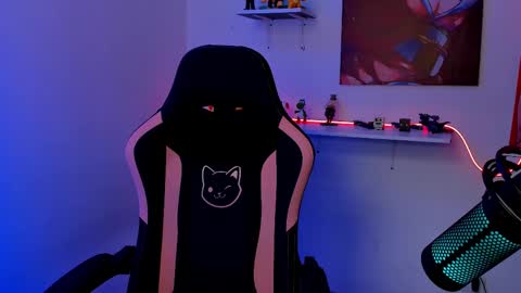 Snapshot of naranjo_seb chatting on February 19, 5:16 pm sebastian online show from February 19, 5:16 pm