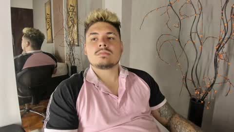 deibyd online show from December 12, 6:36 am