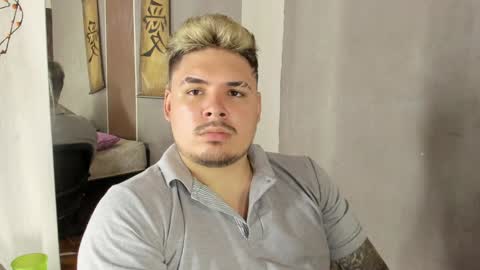 deibyd online show from December 5, 3:26 am