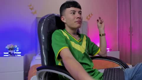 Nascary Fox online show from January 8, 8:03 pm