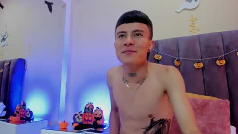 Nascary Fox online show from October 15, 9:11 pm