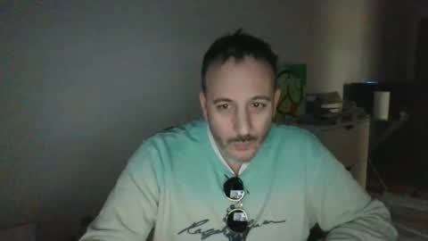 nassobout online show from December 19, 9:28 pm