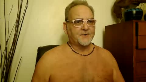 Daddy online show from February 2, 2:27 am