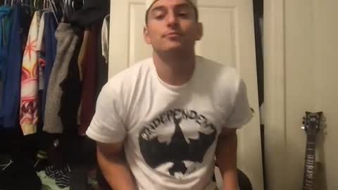 natetheexplorer online show from October 7, 6:17 am