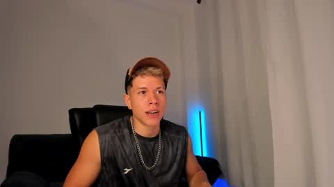 Snapshot of nathan_blake_ chatting on October 23, 11:19 pm Nathan online show from October 23, 11:19 pm