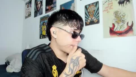 nathan online show from December 23, 1:03 am