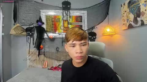 Snapshot of nathanclay chatting on October 18, 4:28 am nathanclay online show from October 18, 4:28 am