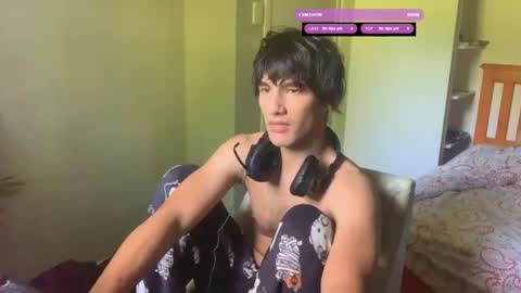 native_boy2 online show from October 27, 7:38 pm