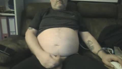 Snapshot of naturistmale45 chatting on January 26, 3:47 pm naturistmale45 online show from January 26, 3:47 pm