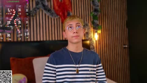 Christopher  Chris online show from December 16, 12:38 pm