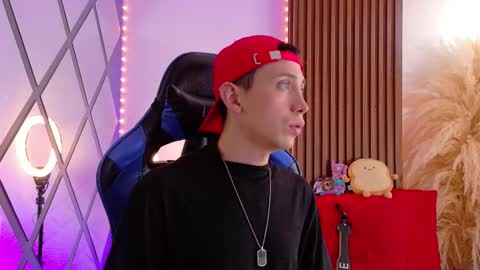 Christopher  Chris online show from September 22, 11:43 am