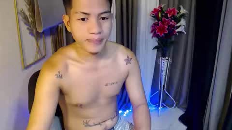 naughty_angelo online show from April 23, 5:26 pm