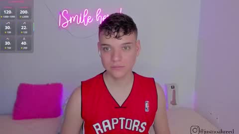 Noah online show from February 14, 1:44 am