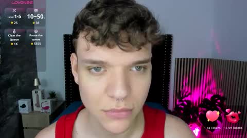 Snapshot of naughty_twink_ chatting on October 26, 11:45 am Noah online show from October 26, 11:45 am
