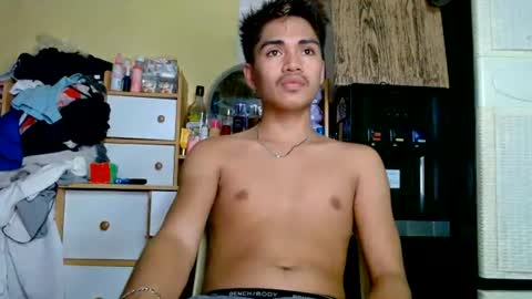MakisigEvah online show from July 20, 6:43 pm