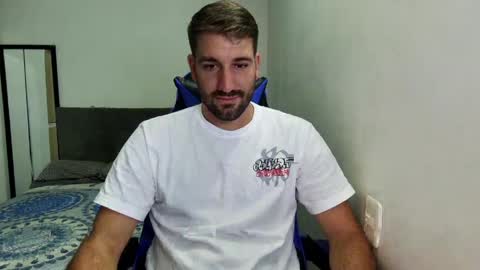 Nico online show from April 4, 5:10 pm