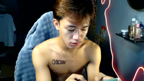 Loy online show from July 30, 2:33 am