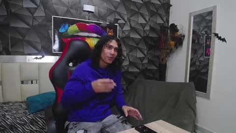 Nazper online show from December 11, 3:00 pm