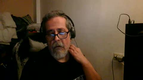 neron401 online show from April 16, 2:33 am