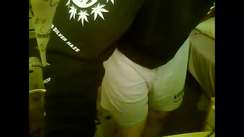 Snapshot of neverland966 chatting on January 9, 11:34 pm Mark online show from January 9, 11:34 pm