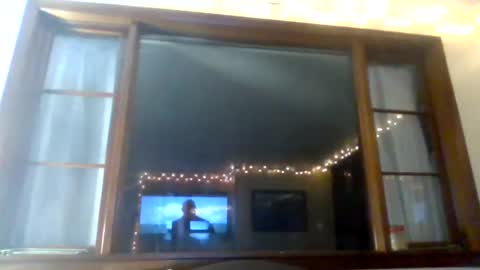 Snapshot of newguy81240 chatting on December 23, 3:07 am Newguy81240 online show from December 23, 3:07 am