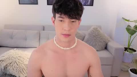   online show from November 10, 5:07 pm