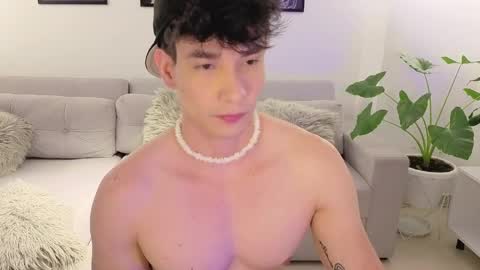   online show from April 14, 10:31 pm