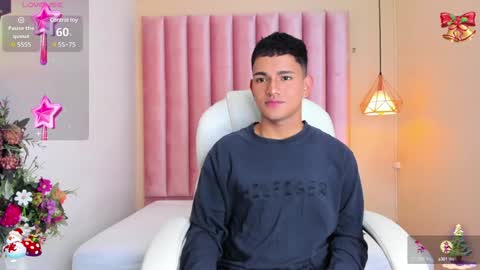 Snapshot of niall_falcon chatting on December 27, 2:23 pm Niall  online show from December 27, 2:23 pm