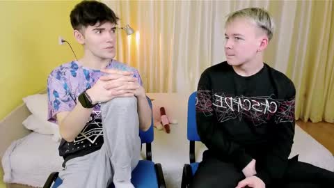 Nick PVT is open FanslyTwitter - Nic kycb online show from December 27, 4:55 pm