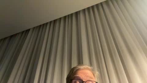 Snapshot of nice_gentle_naughty chatting on January 2, 3:15 am Nice Gentle Naughty online show from January 2, 3:15 am