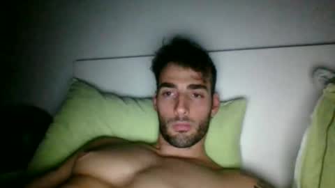 Snapshot of nicegguy9826 chatting on October 23, 7:56 am nicegguy9826 online show from October 23, 7:56 am