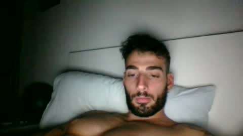 Snapshot of nicegguy9826 chatting on October 3, 7:57 am nicegguy9826 online show from October 3, 7:57 am