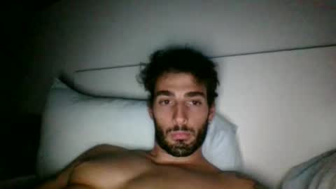 Snapshot of nicegguy9826 chatting on September 21, 11:27 pm nicegguy9826 online show from September 21, 11:27 pm