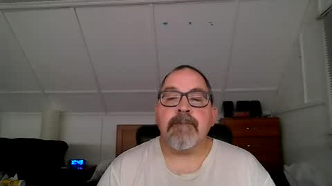 niceguy7208 online show from August 10, 2:50 am
