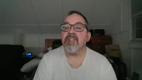 niceguy7208 online show from April 28, 3:44 am