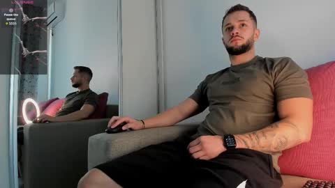 Snapshot of nicholassx chatting on September 22, 4:45 am Nicholassx online show from September 22, 4:45 am