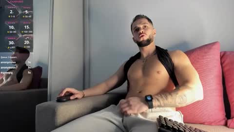 Snapshot of nicholassx chatting on October 2, 3:05 pm Nicholassx online show from October 2, 3:05 pm